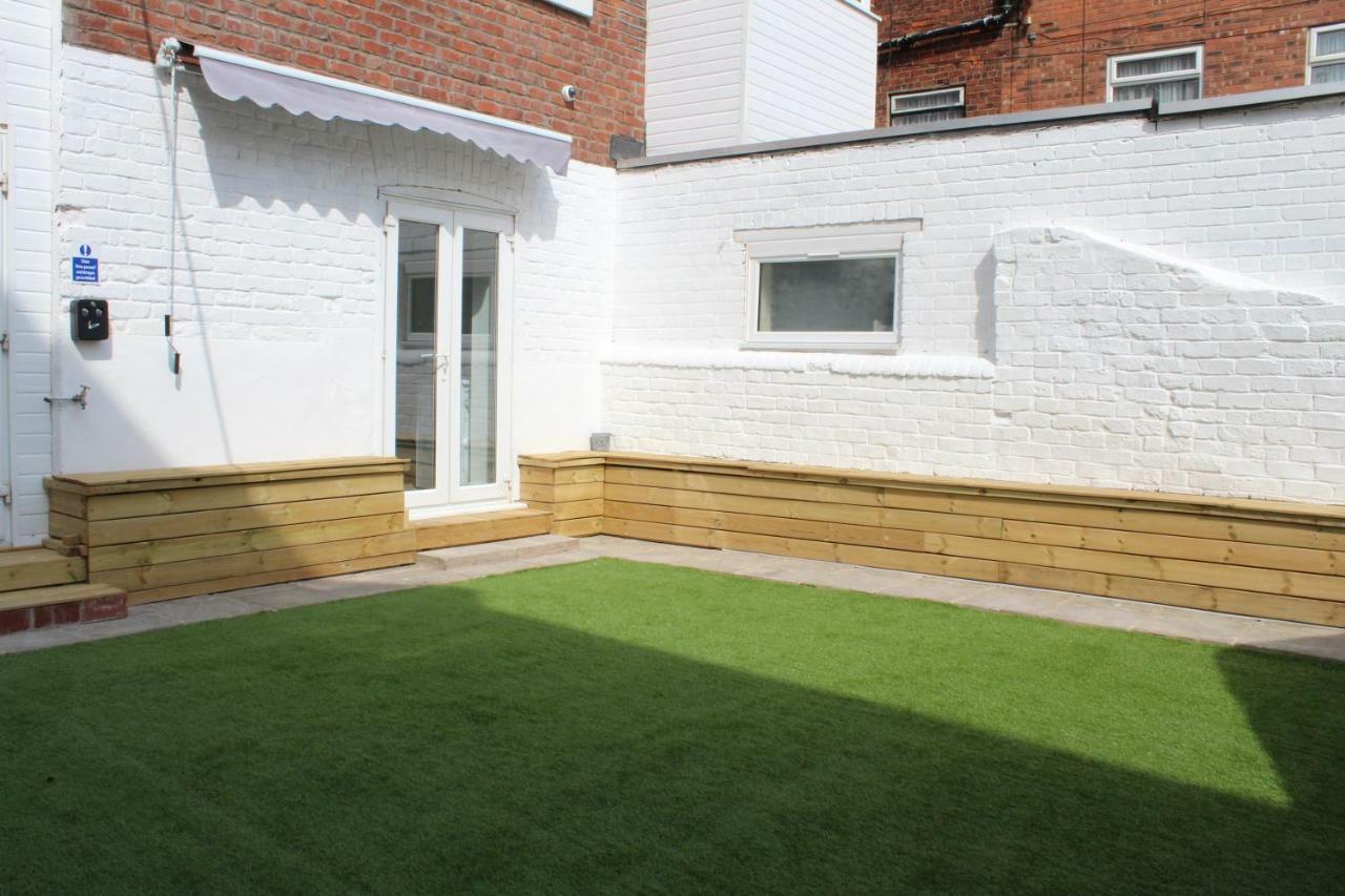 Backpackers Blackpool Hotel & Suites المظهر الخارجي الصورة